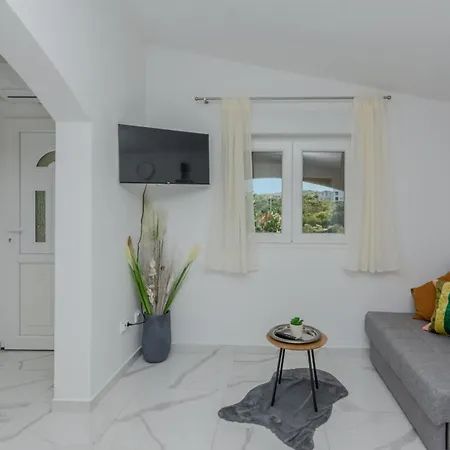 公寓 With Parking Space - Lozice, - 23549